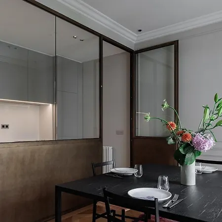 Διαμέρισμα A Mini-suite For 2, In A Setting *