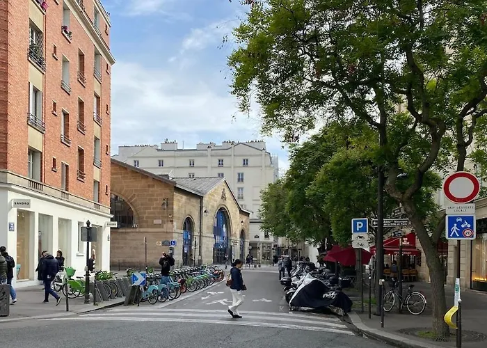 A Mini-suite For 2, In A Setting * Paříž